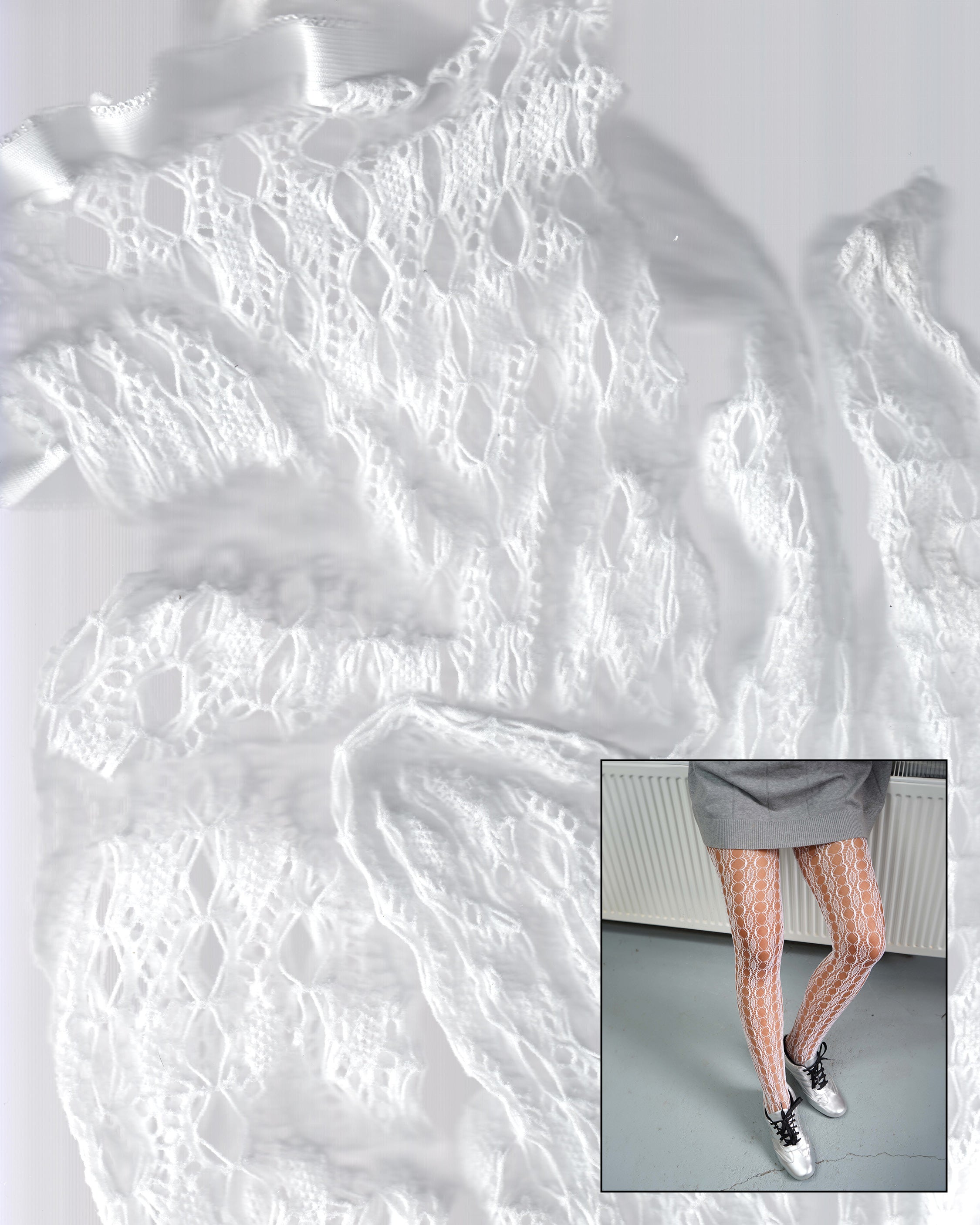 Chalk Diamond Pattern Fishnet Tights 08