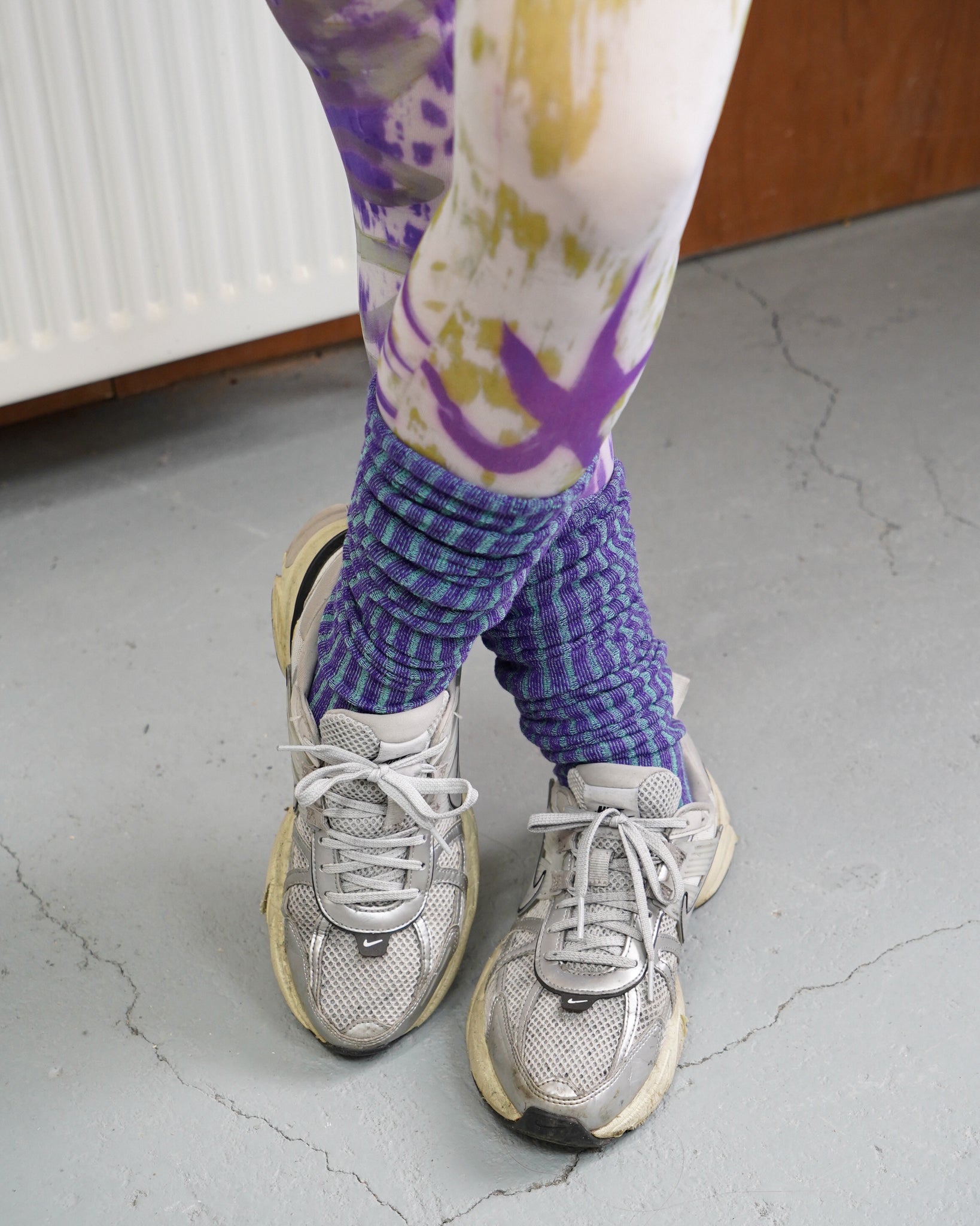White Canvas Pollock Semi-sheer Printed Tights 01