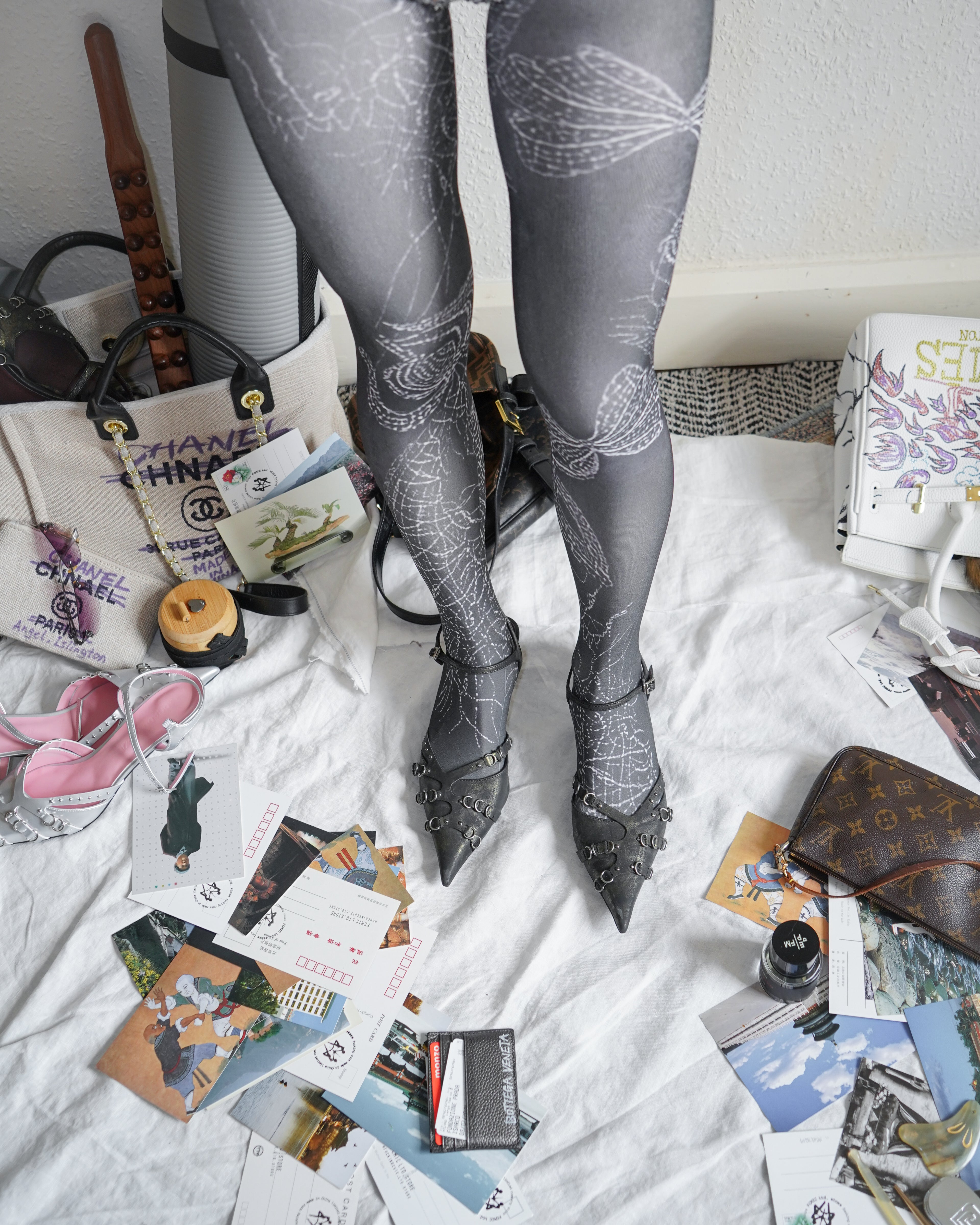 black bow ribbon sheer tights with black kitten heel sandals 