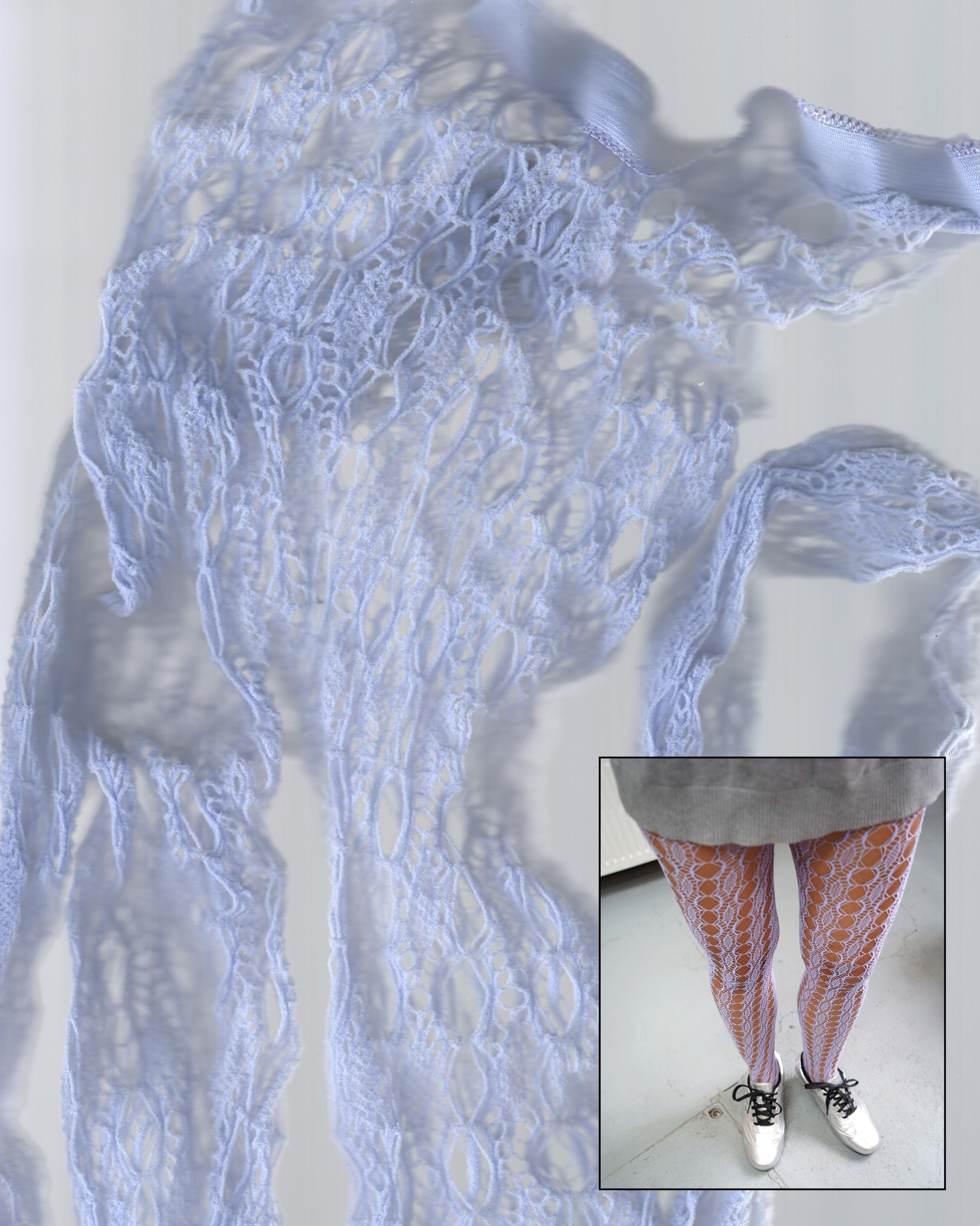 Cornflower Diamond Pattern Fishnet Tights 06