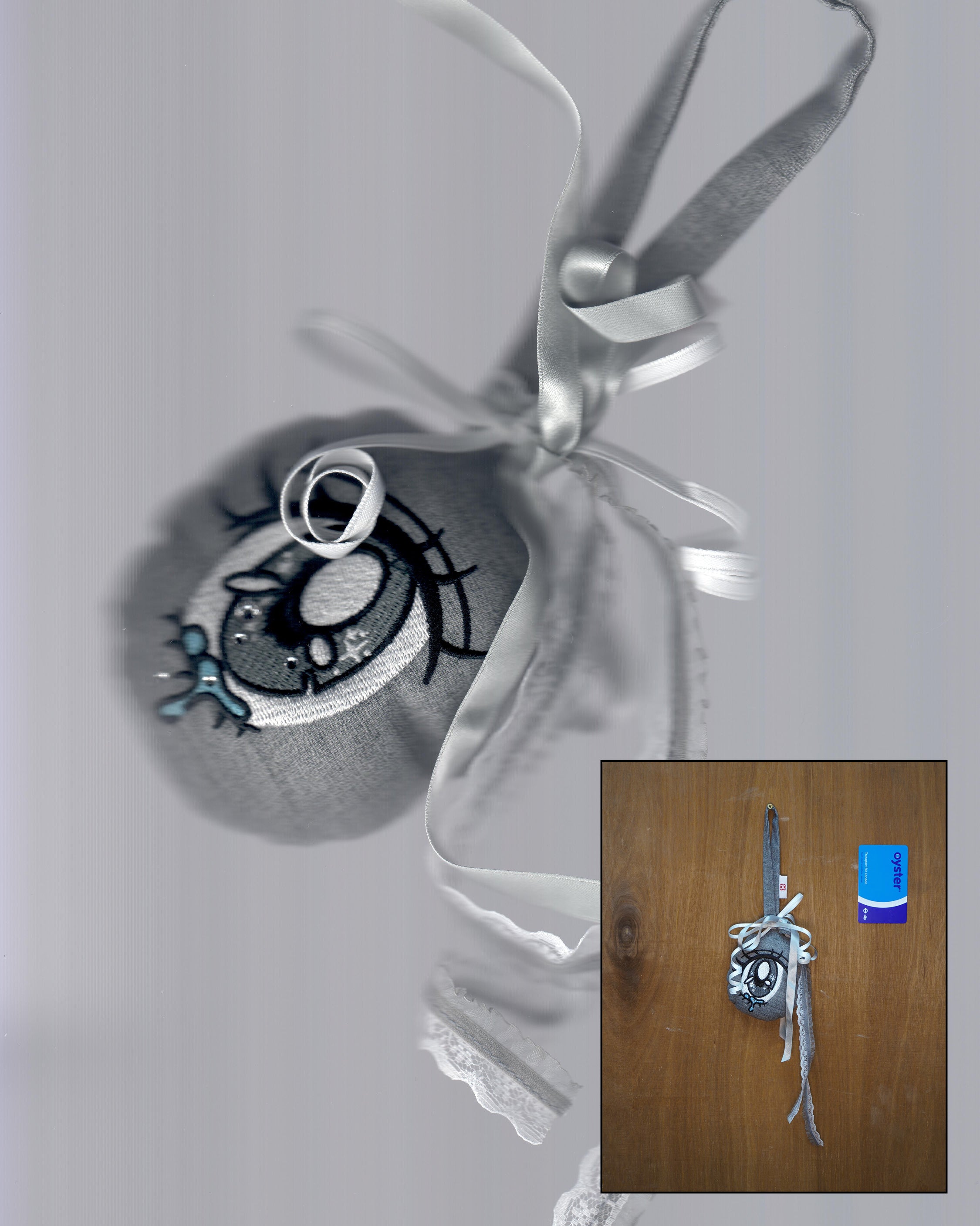Dreamy Tear Blink Platinum Grey Bag Charm 01