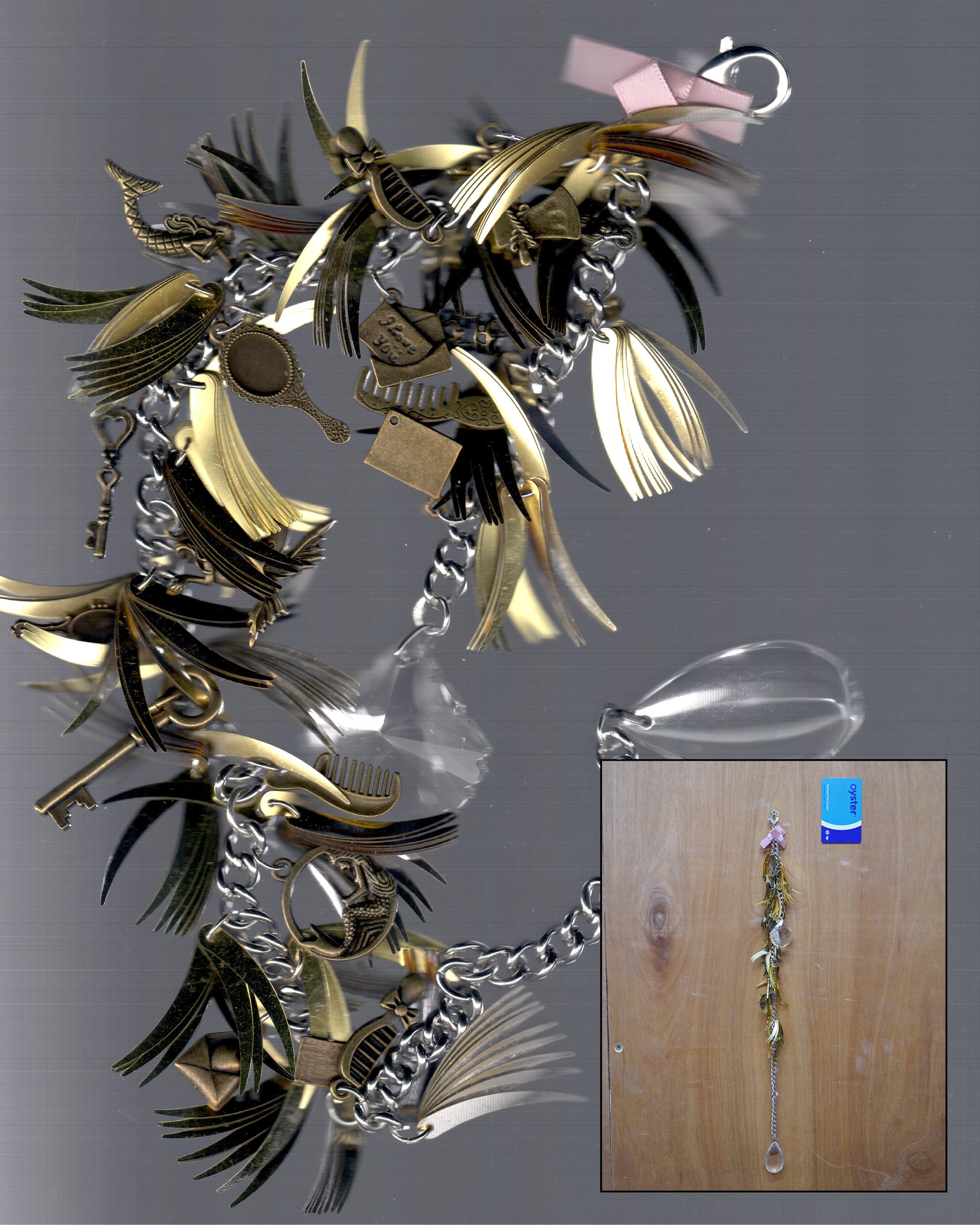 Antique Gold Metallic Feather Artisan Keychain - Long 04